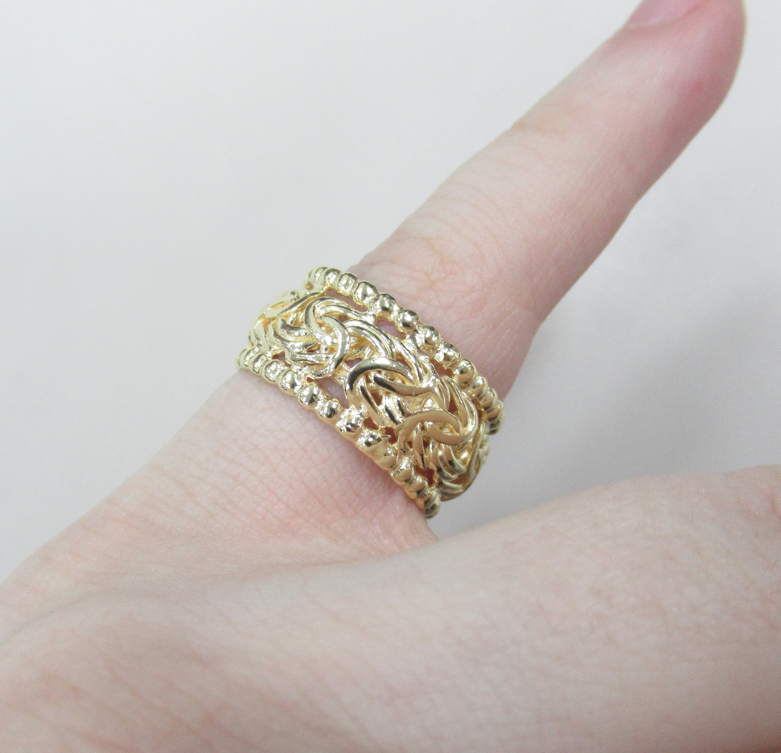 Серебряное кольцо